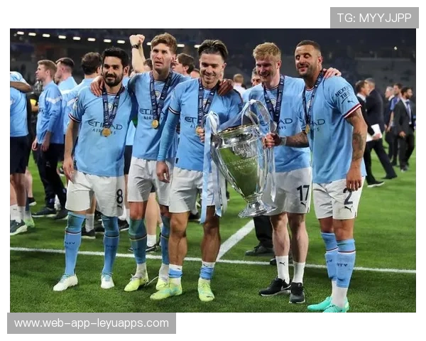 曼联夏窗大行动：豪掷德布劳内式中场，震撼补强计划