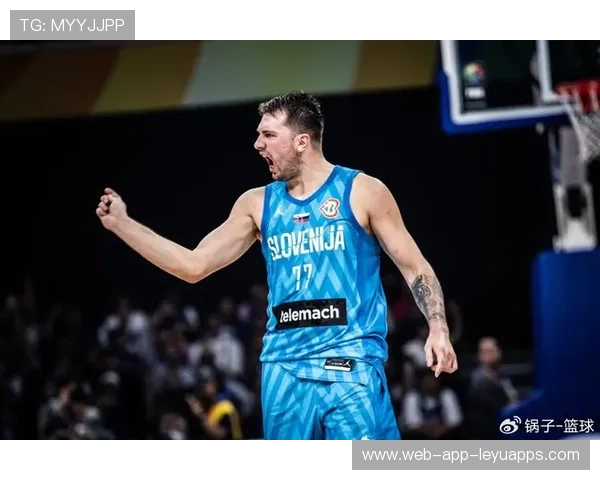 东契奇怒评裁判：这辈子没见过这样的比赛，东契奇经典比赛