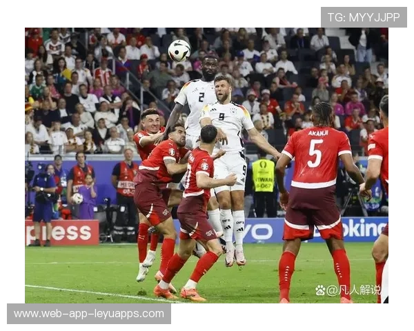 场上“惊天一击”！运动员点燃全场激情！